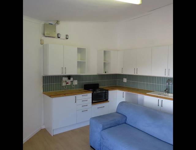 1 BEDROOM PROPERTY TO RENT IN HOUT BAY CENTRAL